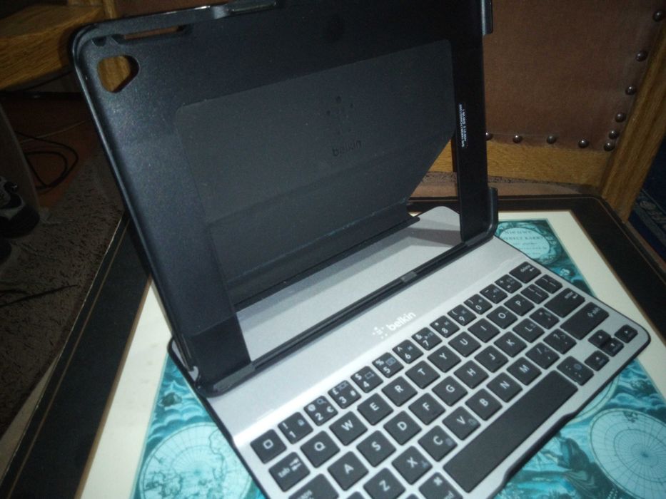 de  vanzare  piese  pentru  calculatoare  !!!