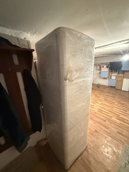 Холодильник Indesit