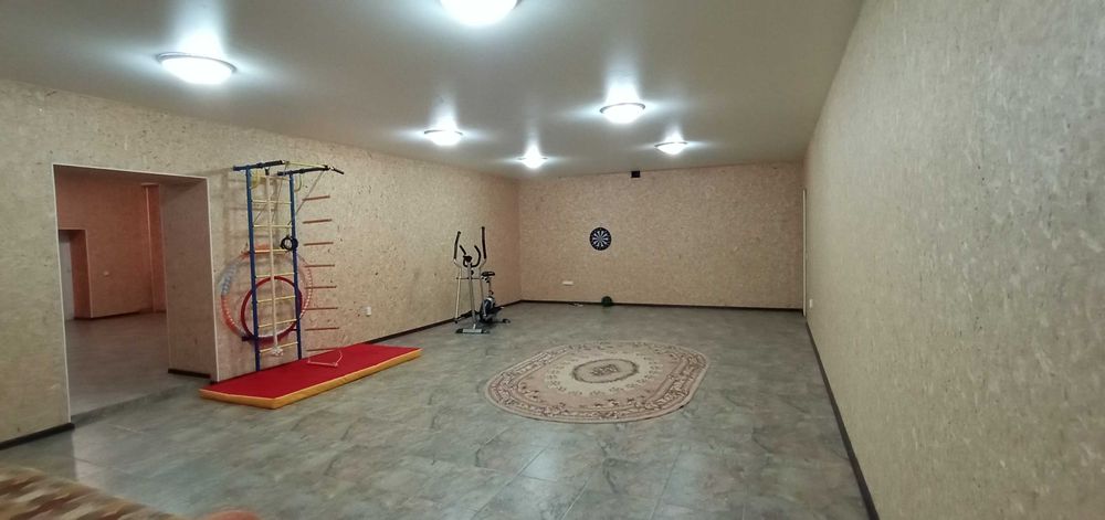 Продам трехэтажный коттедж