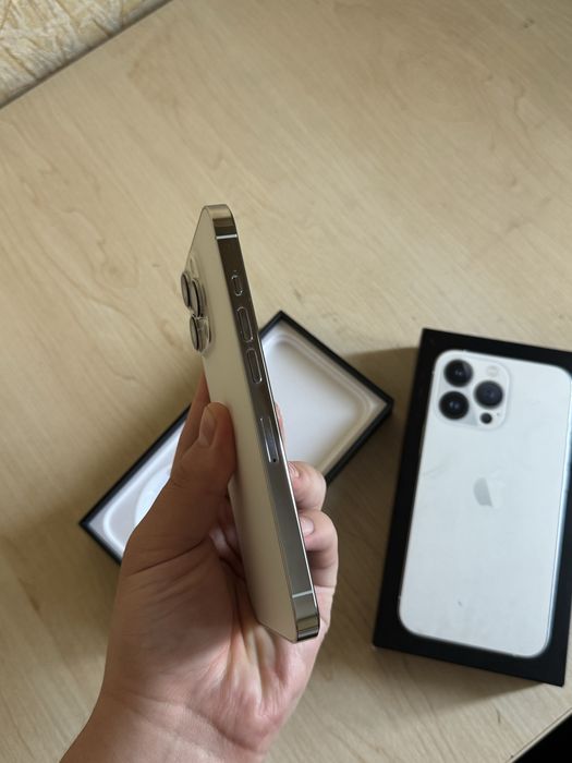 iPhone 13 Pro 256GB. 82% . В Идеале! 10/10.
