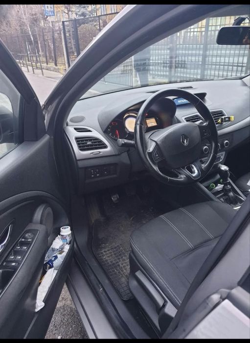 RENAULT Megane 2013 — imagine 3
