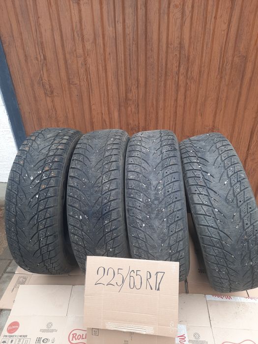 Продам Б/у Зимный шины