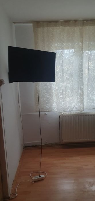 Persoana fizica inchiriez apartament 2 camere 800 lei