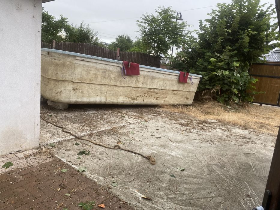 Vand piscina din fibra facuta la comanda 6x3 m , 550 kg