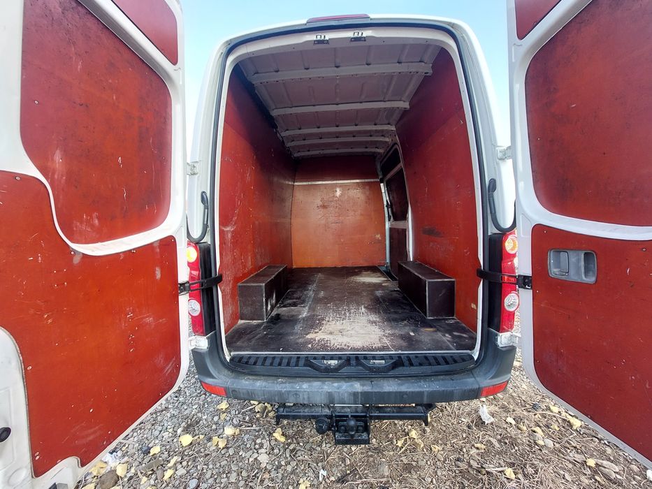 Mercedes //Model Mediu //Recent adusa //