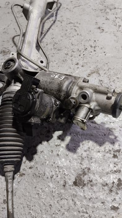 Рулевая рейка bmw e90 активная