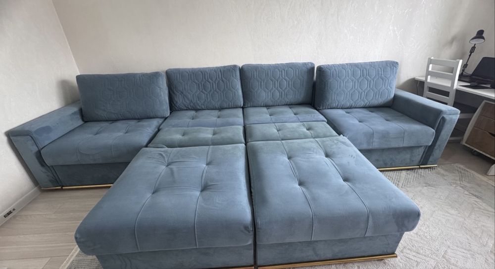 Продам диван в хорошем состояние