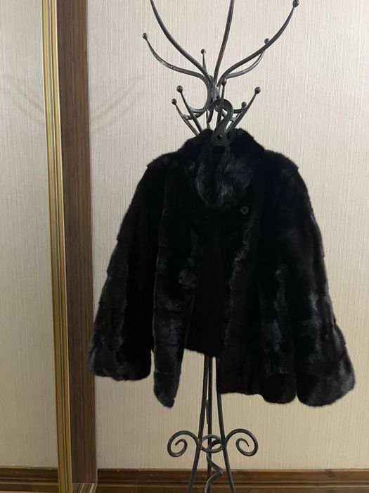 Продам норковую шубу