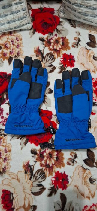 Caciuli/manusi drumetie/munte/ski The North Face,Stohr,Tonnini,Snowday