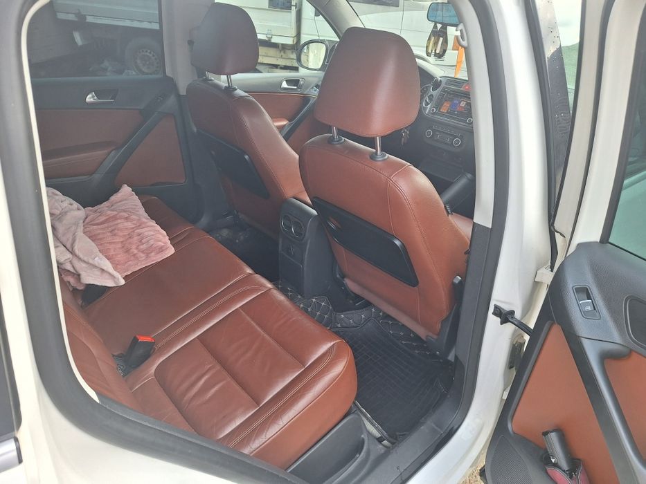 VOLKSWAGEN Tiguan 2011 — imagine 3