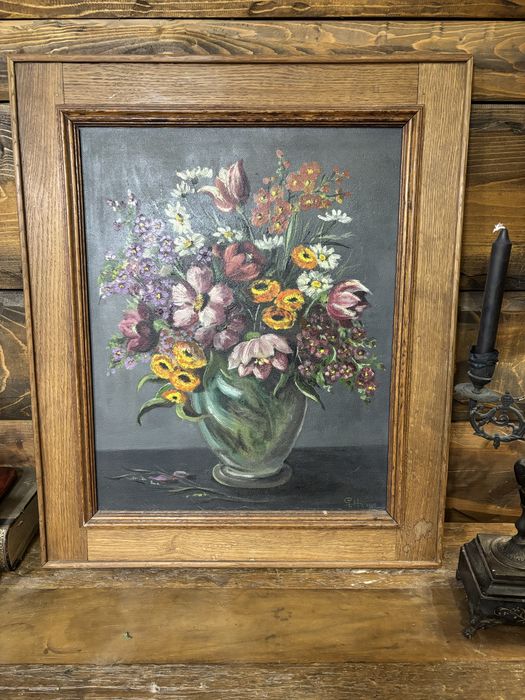 Старинна маслена картина с цветя