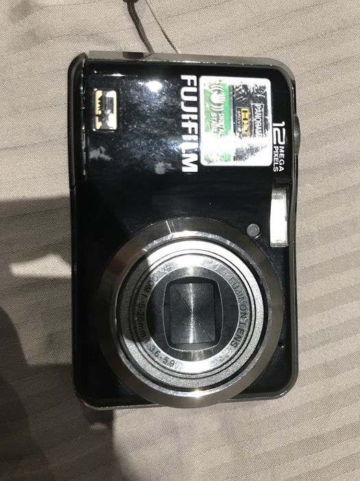 Камера Fujifilm AX200