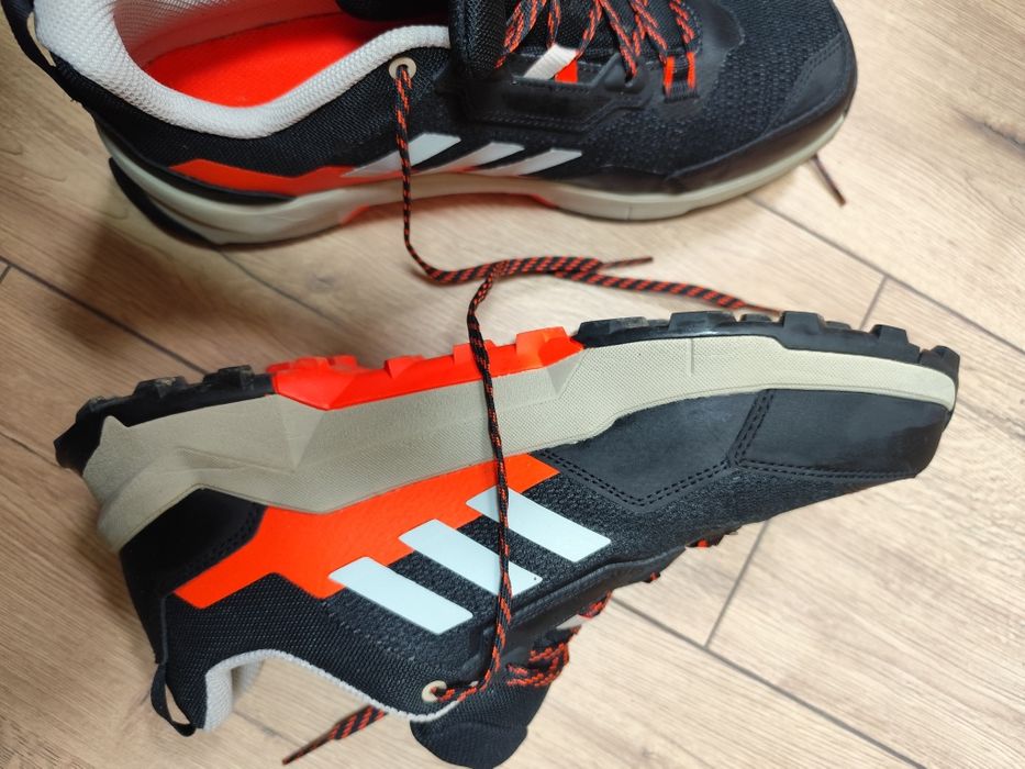 Adidas terrex AX4