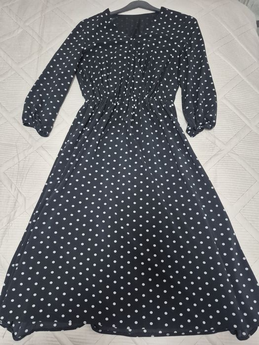 Платье горошок чёрного цвета