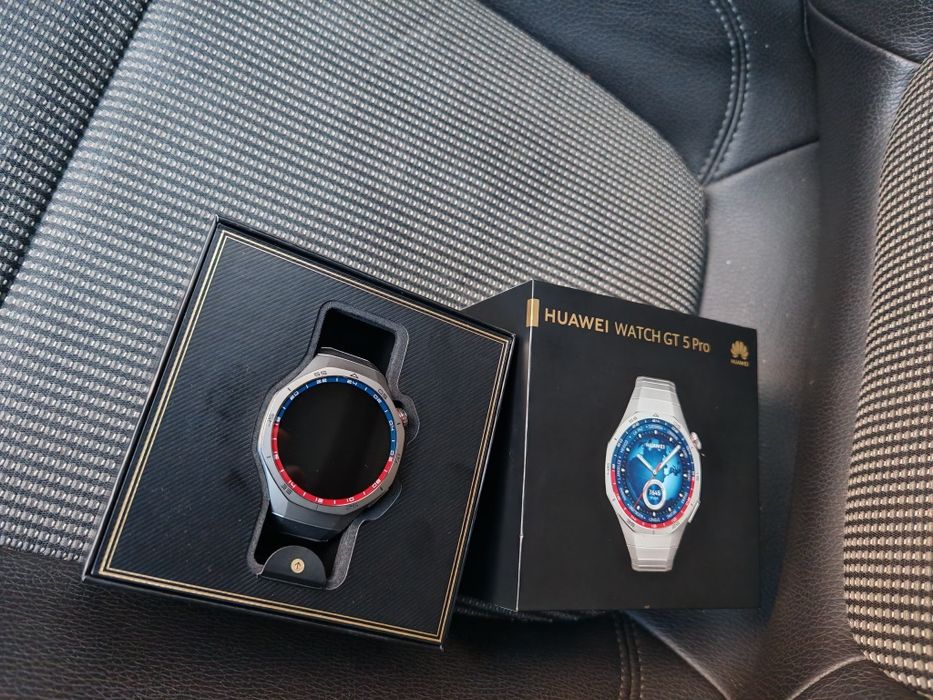 Huawei Watch GT 5 Pro titan case inclusiv cureaua