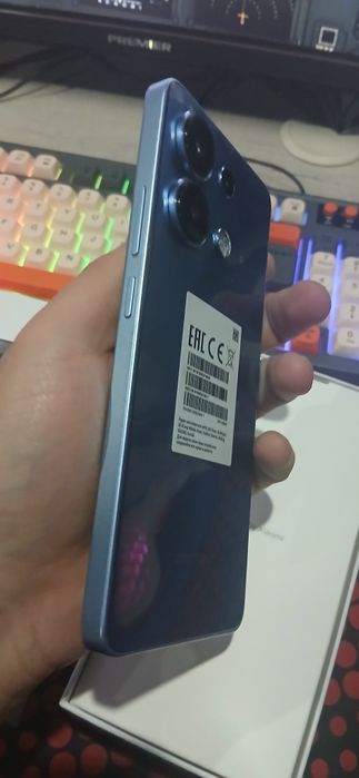 Продам телефон Redmi note 13 8/256