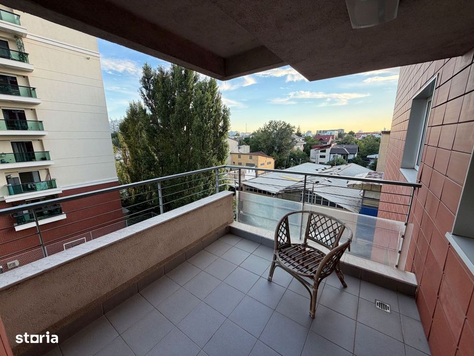 Duplex cu 3 camere, Zona Tei