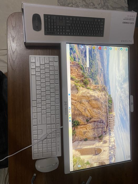 Продается Моно блок компьютер X tech 256 gb