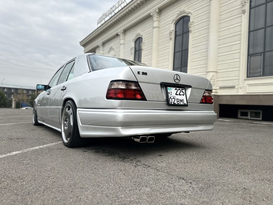 Продам Легендарный Мерседес w124