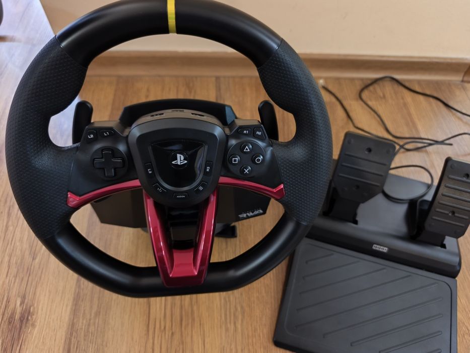 Безжичен волан с педали HORI - Apex (PS5/PS4/PC) като нов!