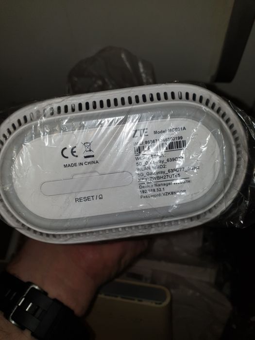 Router cu cartela sim.4g+ si 5g