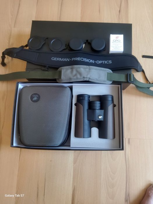 Бинокъл GPO Passion ED 10x42