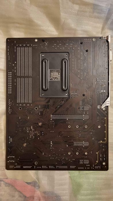 Placa de baza Aorus B450 Elite Gaming