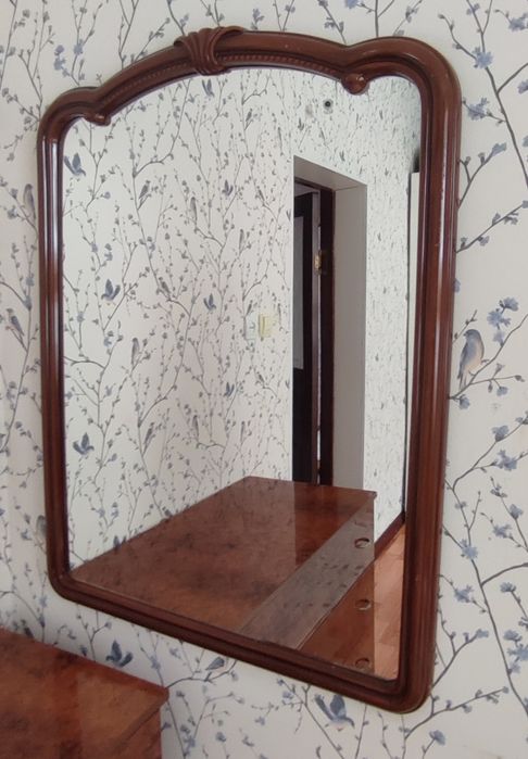 Продам спальный гарнитур