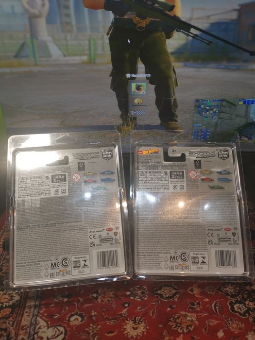 Hot wheels premium