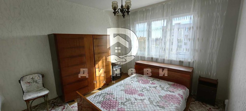 Дава се под наем Двустаен апартамент в Стара Загора, Център - 58 кв.м за 255 € - Снимка #3