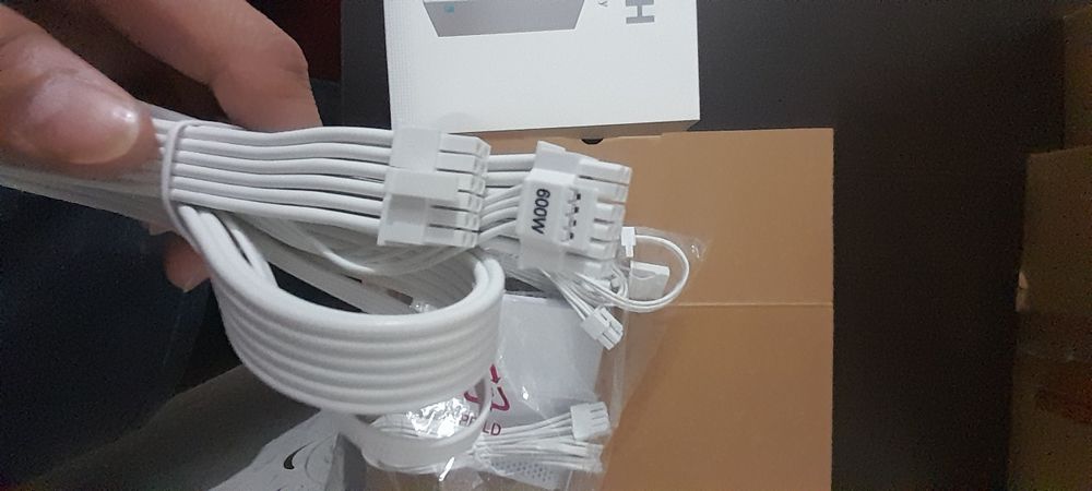 Продам модульные  шнуры от блока питания
