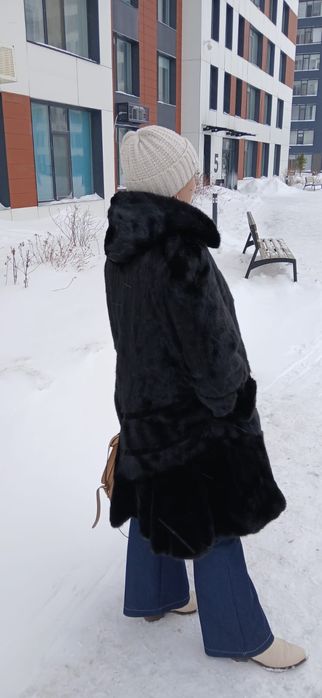 Продам норковую шубу