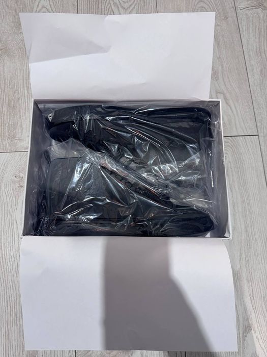 Balenciaga Arena high gradient pack