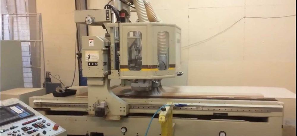 CNC Router ATC Masa Vacumatica + Magazie scule 8 buc