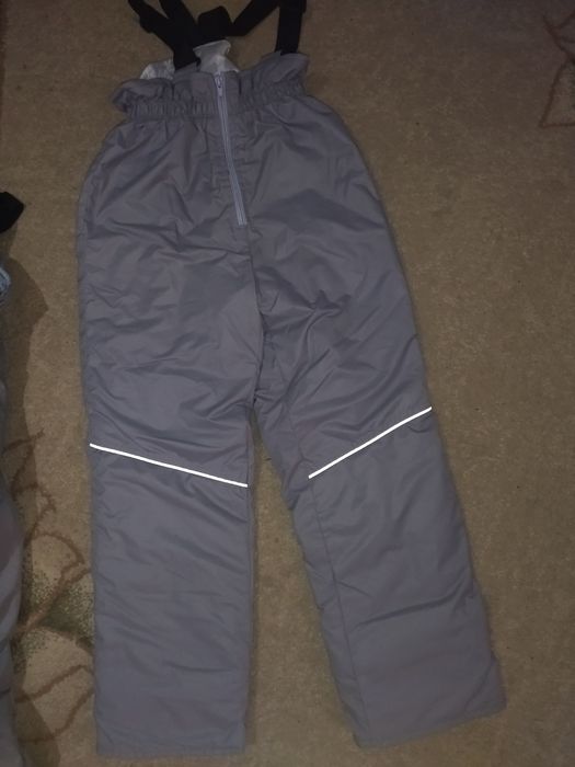 Комбинезоны  122 и 116 р