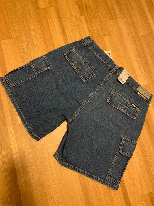 Pantaloni scurți de blugi