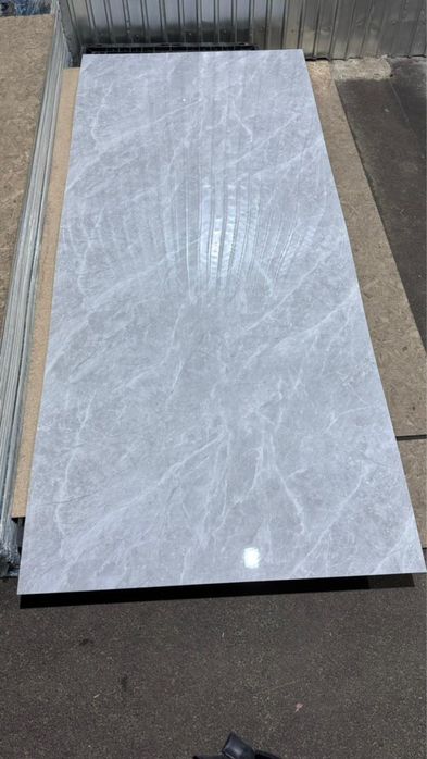 Гибкий мрамор,лувр,латун