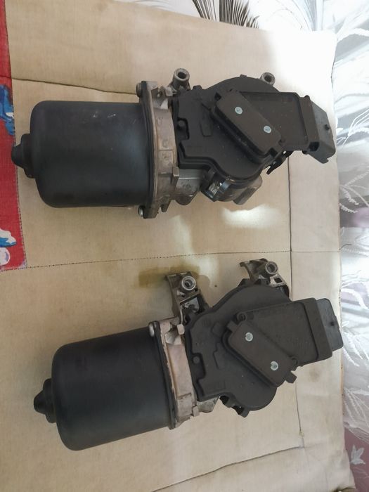 Нисан   Кашкай    дворник     моторчик   продам