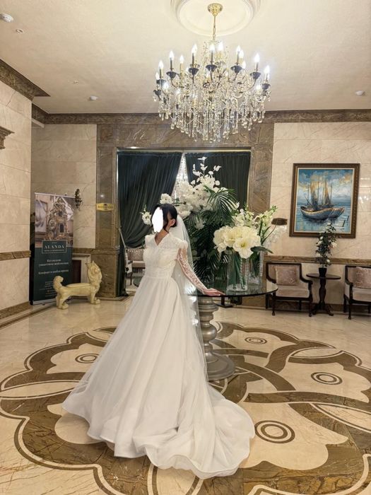 Свадебное платье