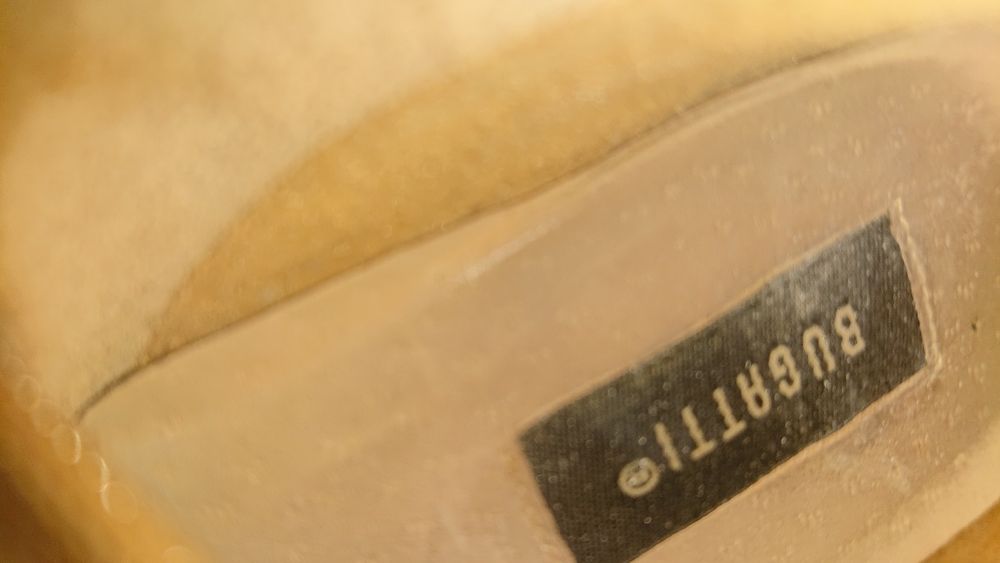 Дамски ботуши оригинални Bugatti чизми  естествена кожа 39 номер