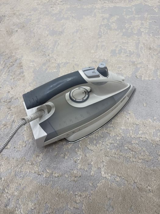 Утюг Braun TexStyle 7 белый, серый