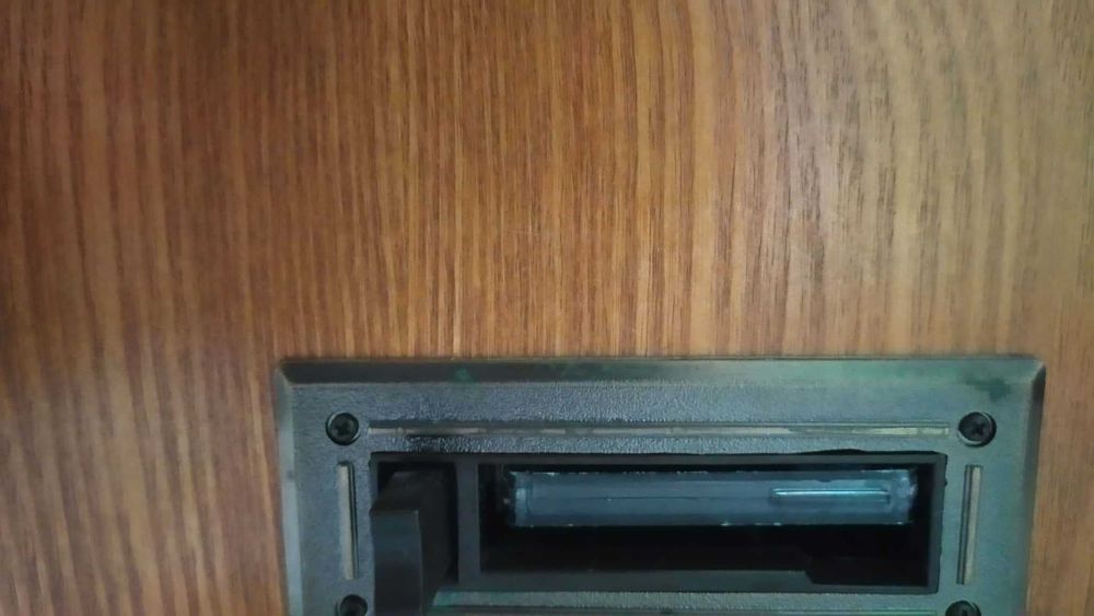 Ретро Грамофон,Касета,СД 3 в едно в отлично състояние от чужбина