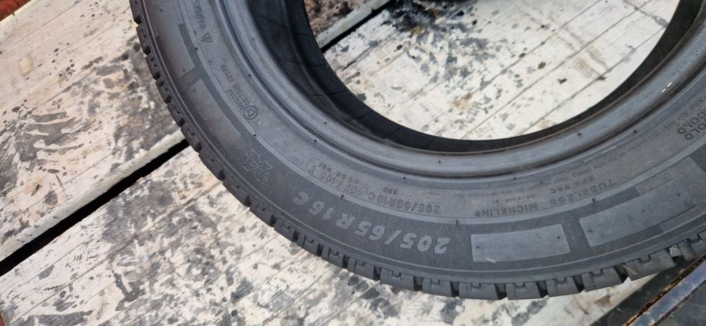 2 Anvelope Michelin 205 65 R16C. Dot 2020
