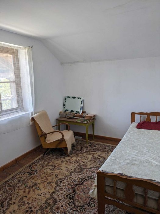 Proprietar - Vând casă cu 4873 m² teren intravilan