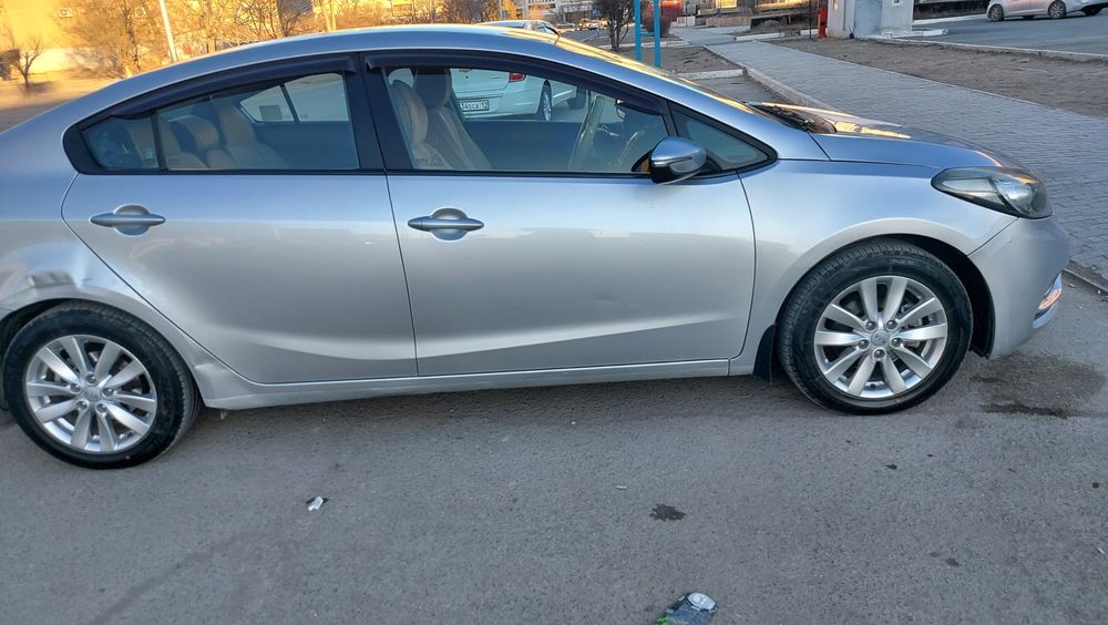 Продам Киа серато