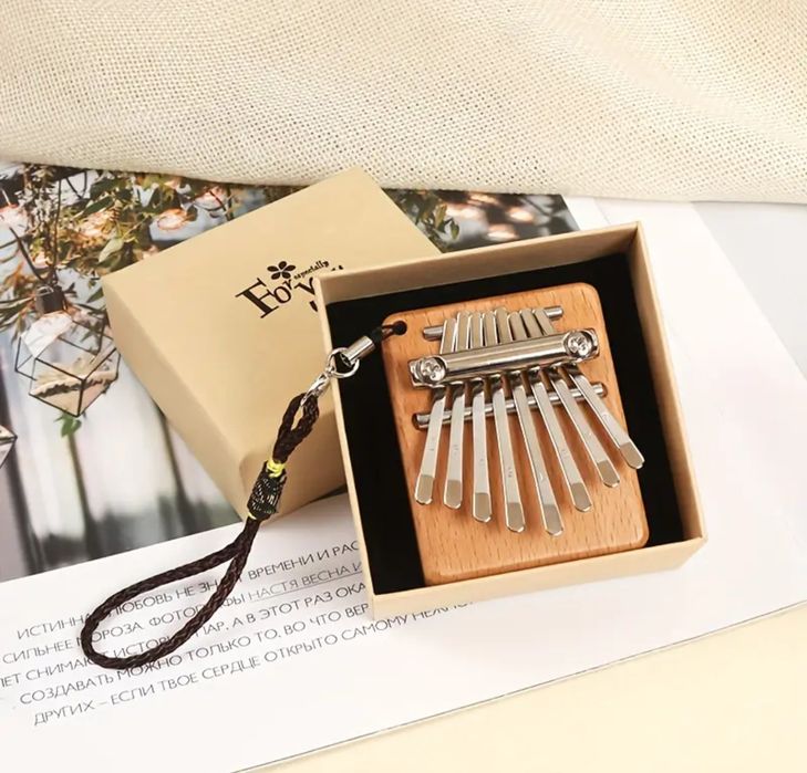 Мини Калимба 8 тона , преносимо пиано , джобен музикален инструмент