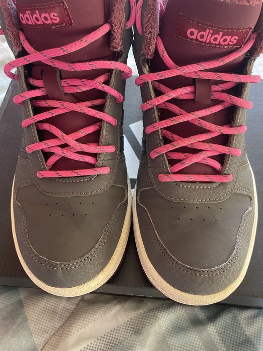 Зимни кецове Адидас