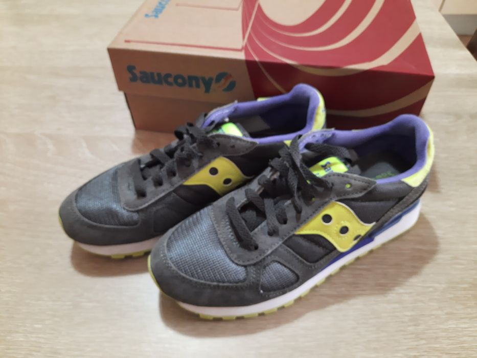 Спортни обувки Saucony