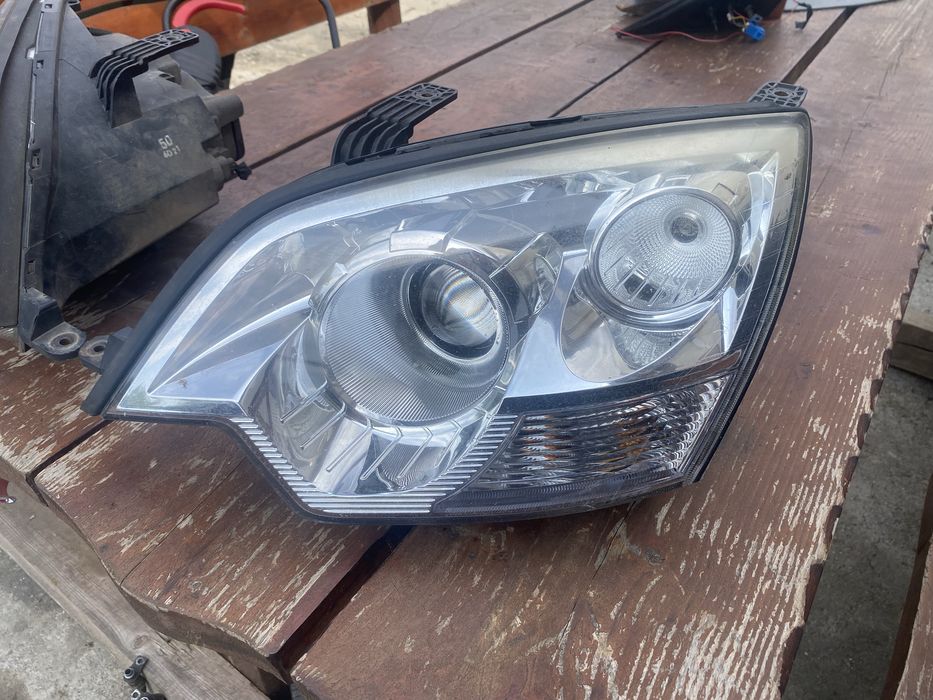 Far Xenon Complecte Stanga Dreapta Opel Antara An 2011 Fara defecte oferim Garantie