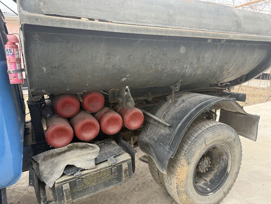 Зил самасвал сотилади